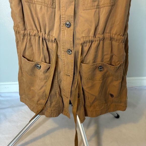 Ariat Women’s First Rodeo Vest - Picture 13 of 13